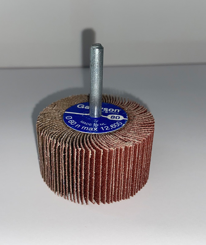 Flap wheel buffing tool